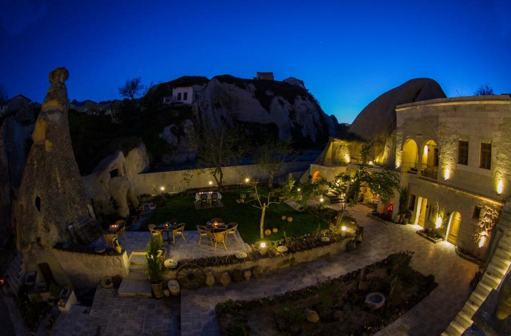 Ortahisar Queen'S Cave Cappadocia מראה חיצוני תמונה